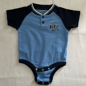 Nike T-Shirt Onesie